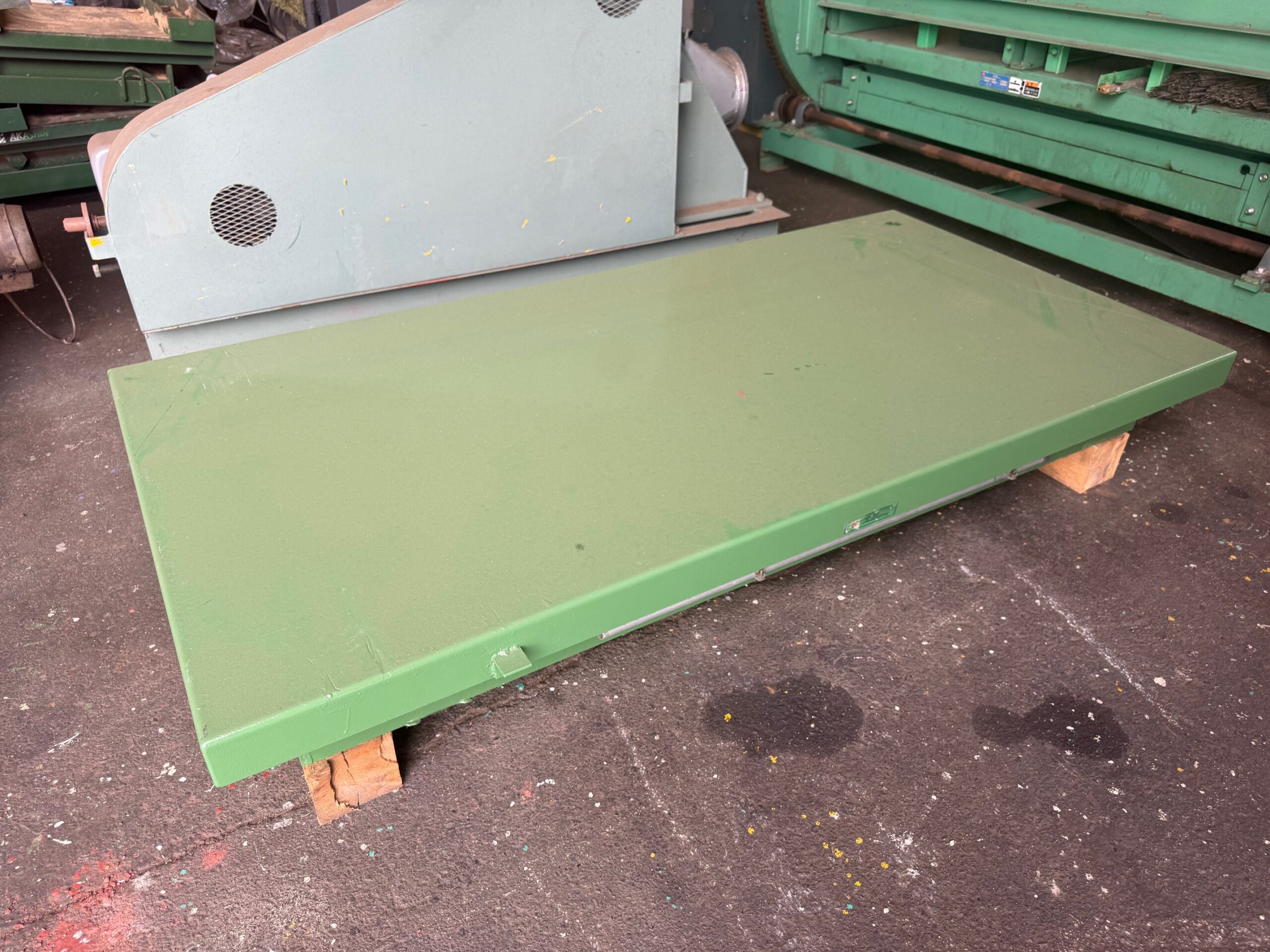 テーブルリフター